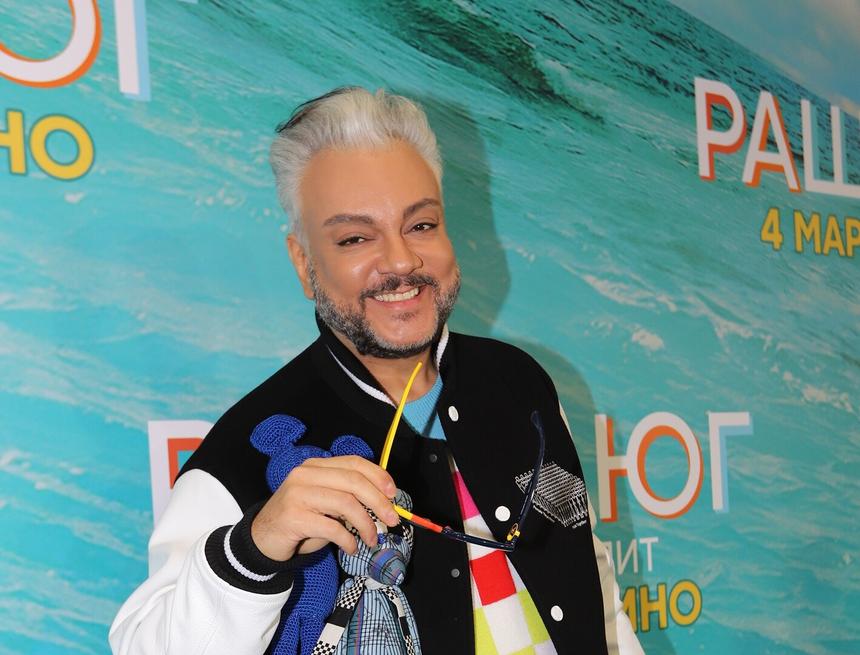 «Есть красивая женщина»: Филипп Киркоров назвал обручальным одно из своих колец