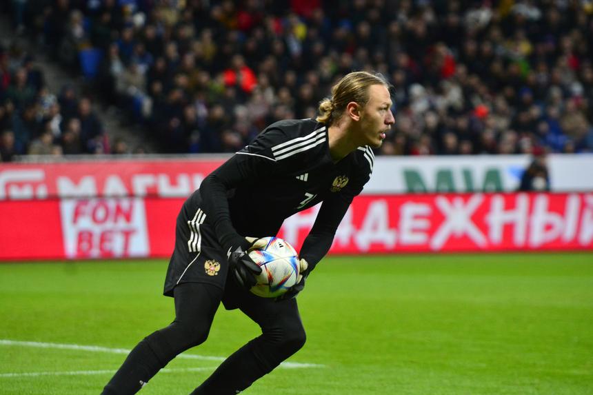 Стала жертвой своих же заявлений по долгам: у экс-жены вратаря ПСЖ Матвея Сафонова изъяли Mercedes