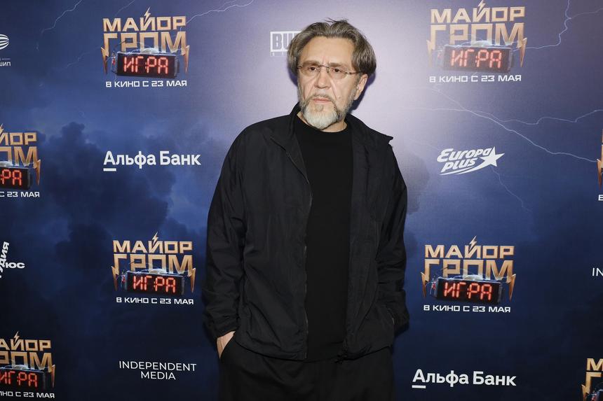 Обвиняли в кражах денег с банковских карт музыканта и его жены: экс-помощнице Шнурова вынесли приговор