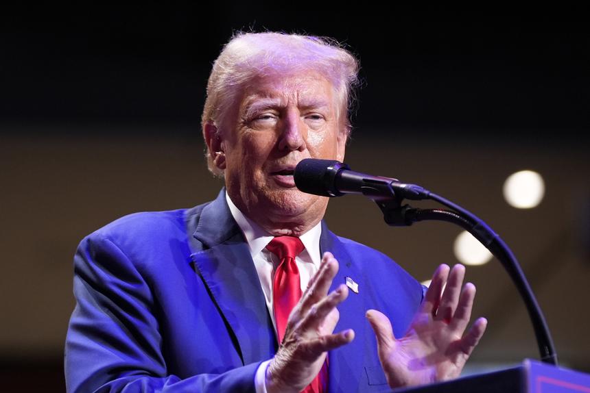 Дональд Трамп рассказал, что хочет на время стать работником McDonald's