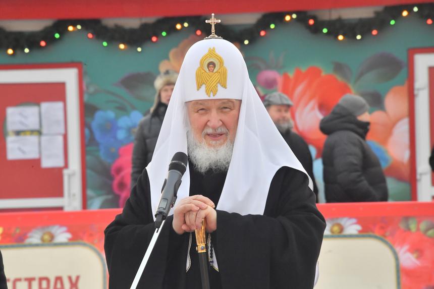 Патриарх Кирилл призвал священников развивать социальные сети