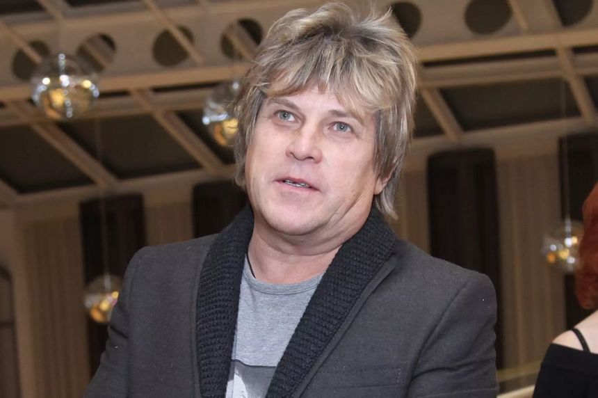 «Остаётся только молиться»: Алексей Глызин рассказал о состоянии Вячеслава Добрынина