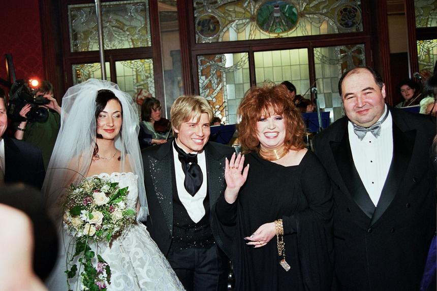 Бывший тесть Николая Баскова оказался в инвалидном кресле и постоянно пользуется кислородным баллоном