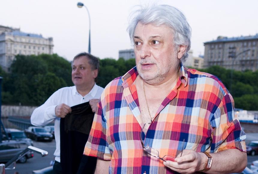 «Всегда делал массажи, правильно питался»: Ольга Зарубина нашла странности в смерти Добрынина