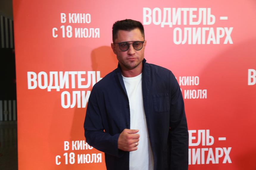 «Буду действовать в интересах детей»: Прилучный впервые прокомментировал сообщения о компромате на экс-жену