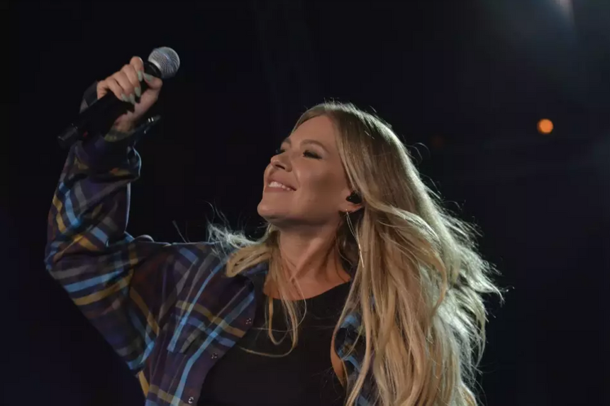 «Не хочу быть „селебой“»: Рита Дакота приняла решение покинуть аккаунт в соцсетях