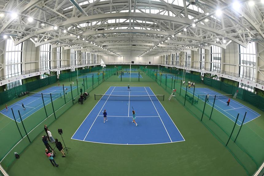 Single Ladies: теннисистка Анна Калинская открестилась от свадьбы с 23-летним итальянцем