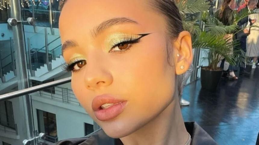 «Так страшно и волнительно!»: блогер Карнавал устроила истерику на съемках «Ледникового периода»