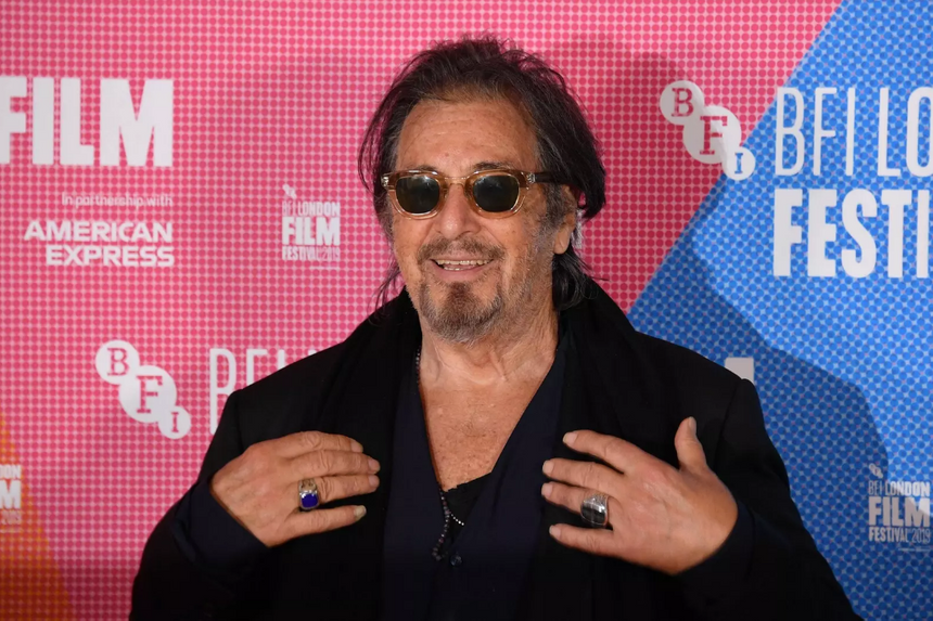 Аль Пачино заявил о расставании с молодой возлюбленной после ее свидания в отеле с 68-летним комиком