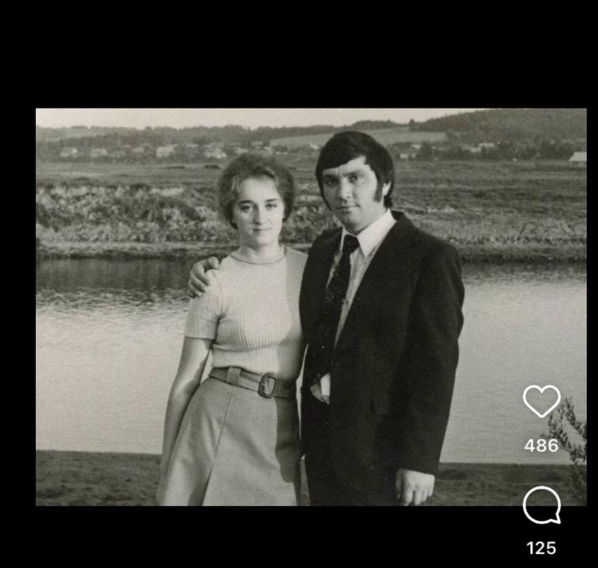 Ирина Болгар опубликовала фото родителей после новости о судах с мамой