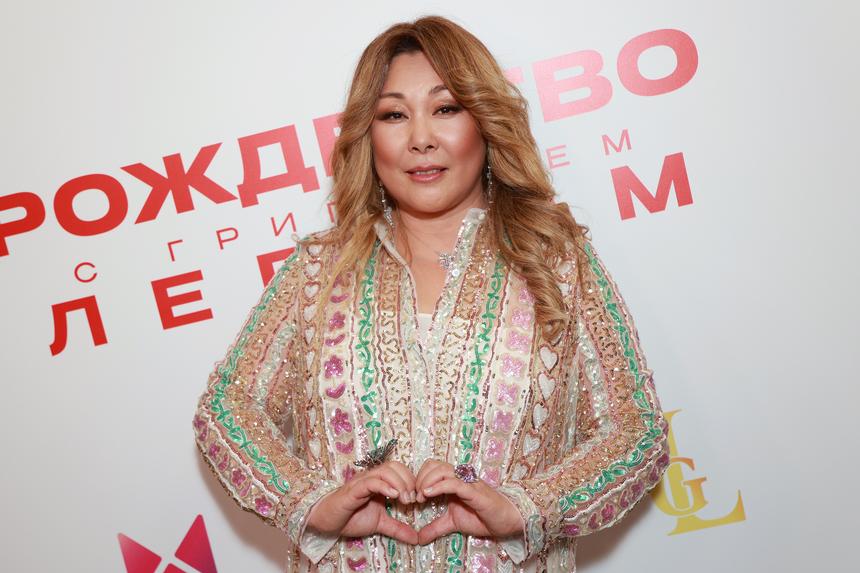 «У нее лицо — наливное яблочко»: Малышева раскрыла секрет молодости Аниты Цой