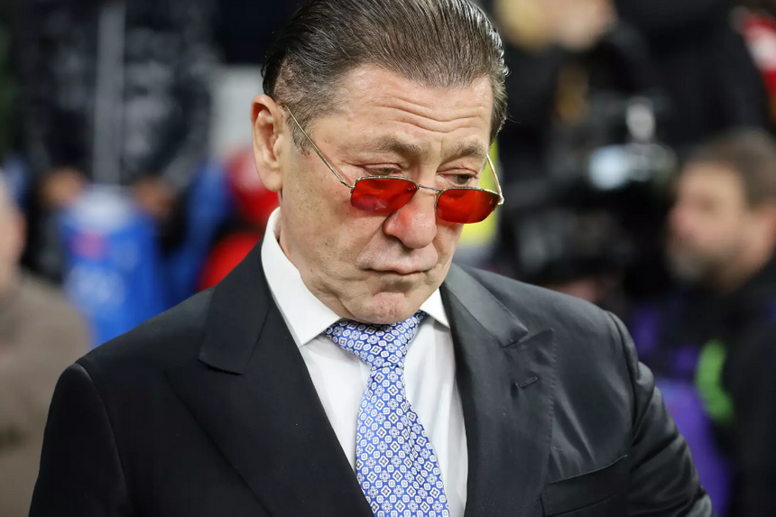 «Разница в возрасте огромна»: Лепс засомневался в отношениях с 18-летней Авророй