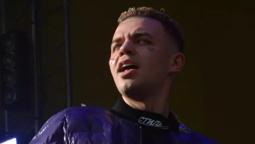 «Мощно!»: рэпер Элджей исполнил мечту своего дедушки