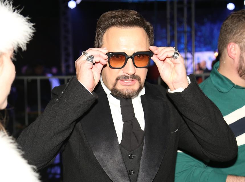 «Две тысячи людей сдали билеты»: трагедия с «Крокусом» повлияла на юбилейный концерт Стаса Михайлова