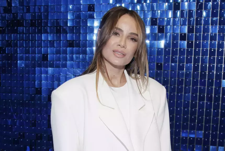 «Готов жертвовать самым драгоценным»: Айза призналась, что возлюбленный не перестает ее удивлять