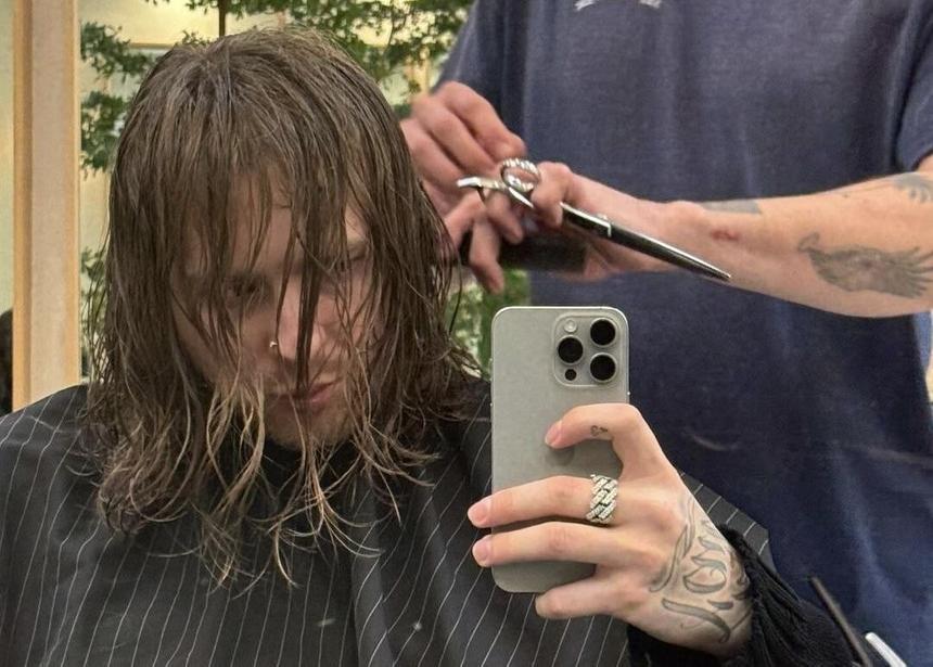 Заставляли извиняться: администратор тату салона рассказала, как ее чуть не уволили из-за Егора Крида