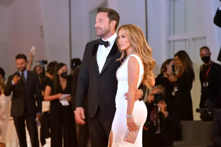 Раскрыта причина, по которой Дженнифер Лопес и Бен Аффлек по-прежнему не могут развестись