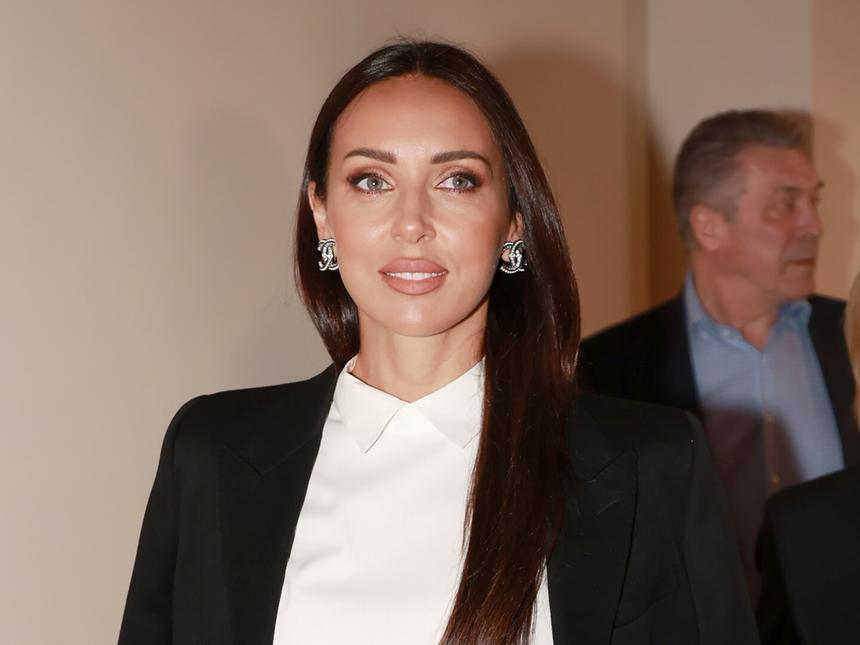 «Папа пять раз позвонил, мама 150 сообщений написала»: Алсу довела родителей до слез