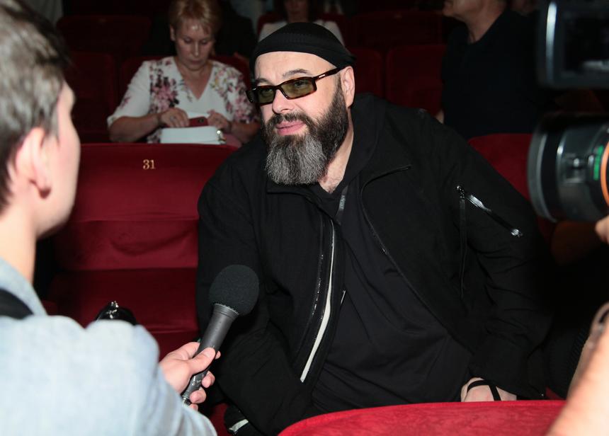 «Репутационно чистый артист»: Максим Фадеев о вероятности травли Юлии Савичевой вслед за Глюкозой