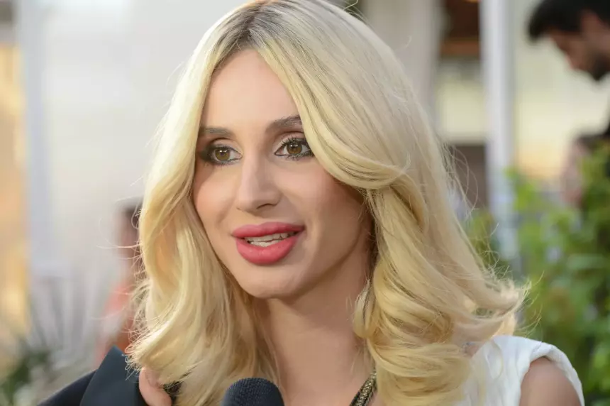 Недоволен тем, что певица поддерживает ВСУ: Влади намерен запретить Светлане Лободе исполнять «К черту любовь»