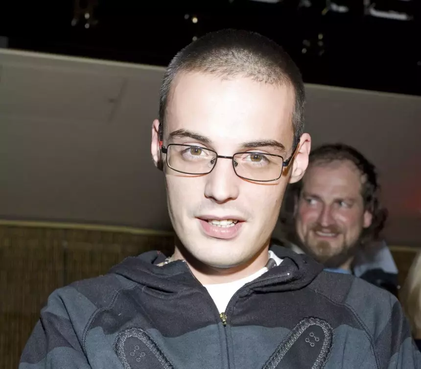 Адвокат Гуфа заявил, что рэпер не похищал чужой телефон во время дебоша в Подмосковье