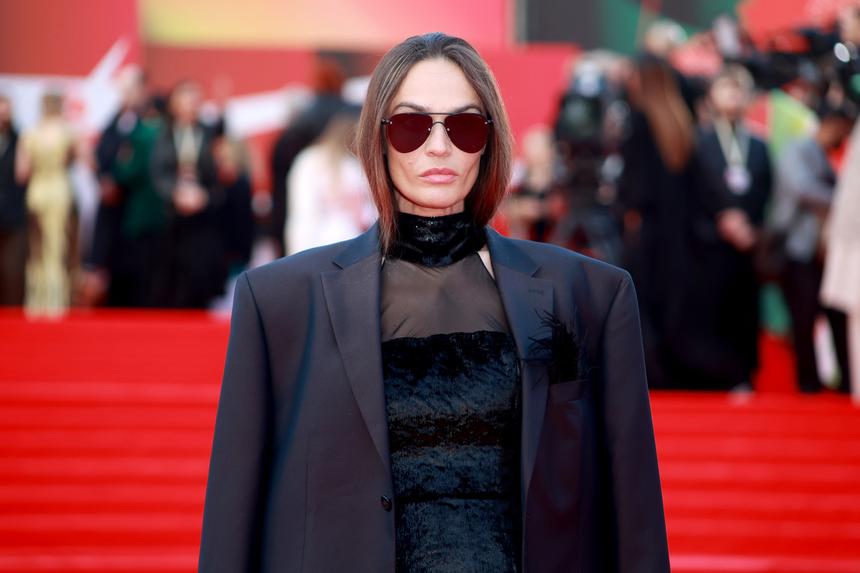 «Ей все троекратно вернется»: Алена Водонаева высказалась о поведении жены Павла Прилучного во время его судов