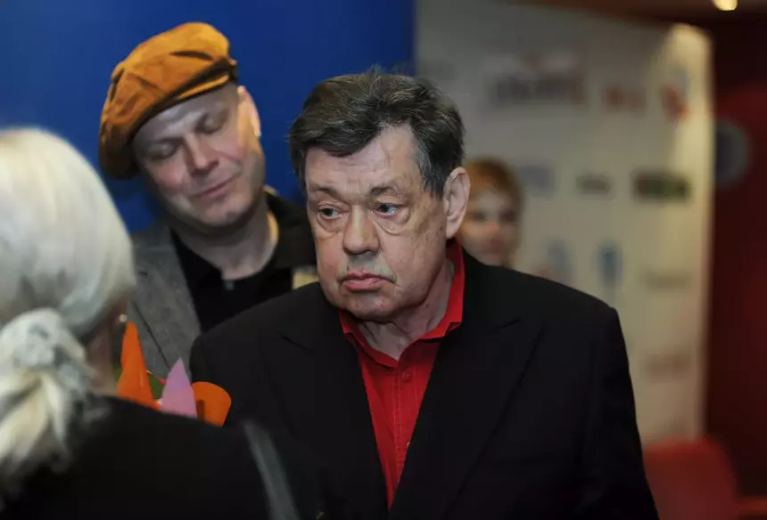 «Он так медленно умирал»: вдова Николая Караченцова рассказала о последних минутах жизни актера