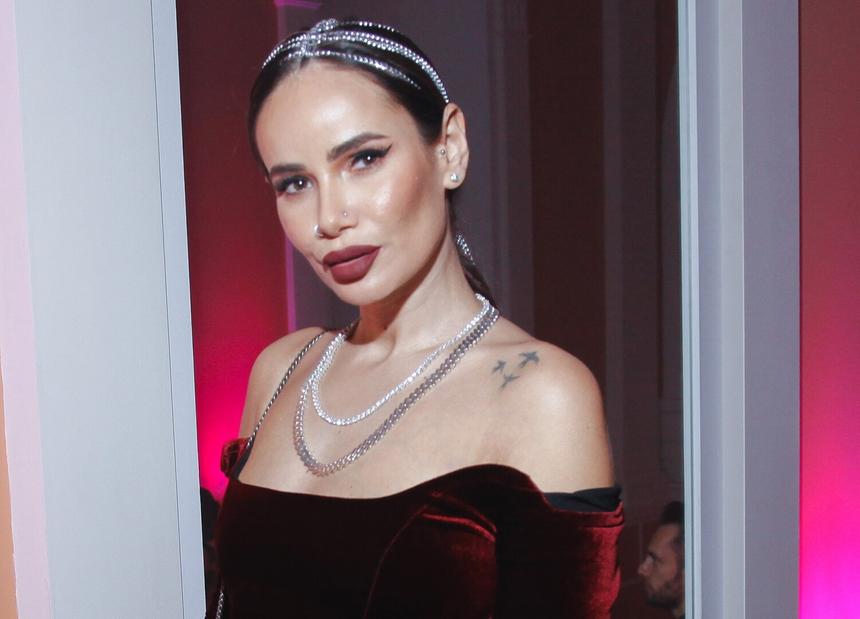 «Совсем с ума сошли?»: Айза Лилуна-Ай заявила, что нет причин лишать ее и Гуфа родительских прав