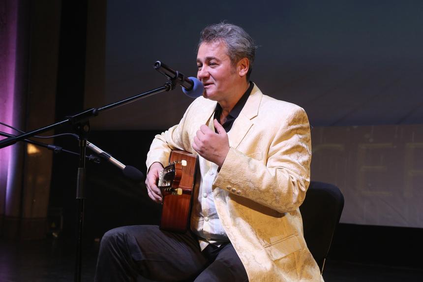 «Предложила развестись, потому что не хотела мучить»: жена звезды «Тайн следствия» больна раком