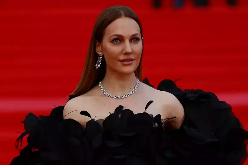 Актриса Мерьем Узерли пожалела о съемках в сериале «Великолепный век»