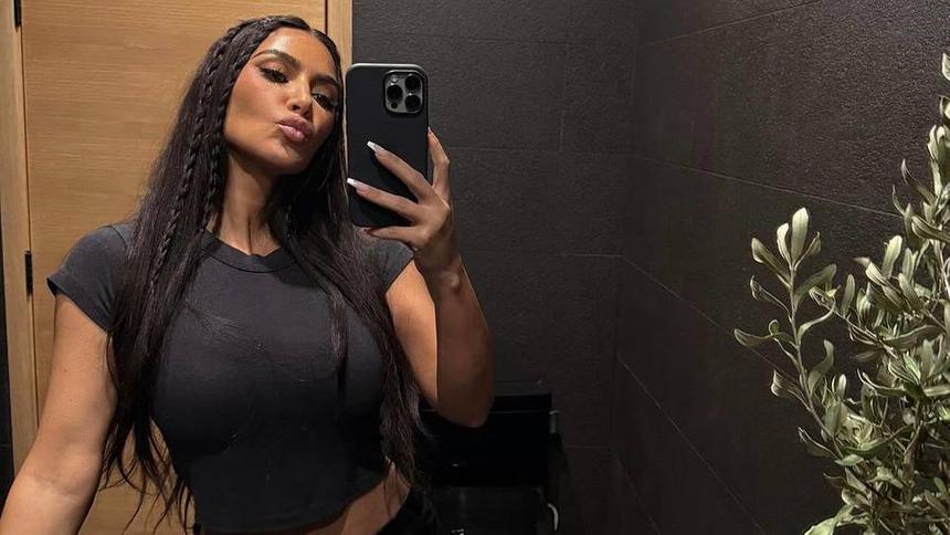 Ким Кардашьян столкнулась с критикой в Сети после тренировки