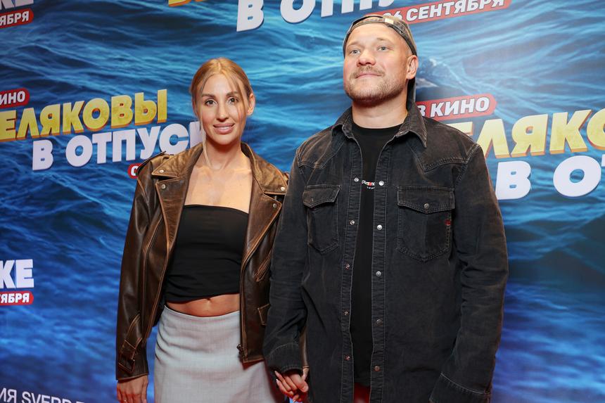 Жена Владимира Селиванова заявила, что актер ежемесячно дает 200 тыс. на дочь