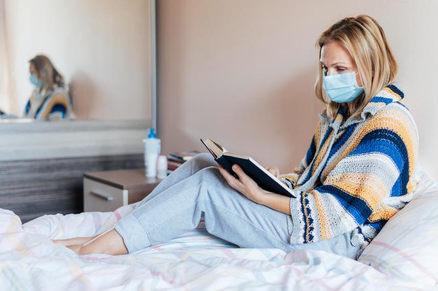 Вырвала трубку из горла, всё сожженное: известно о состоянии москвички после 20 выпитых шотов