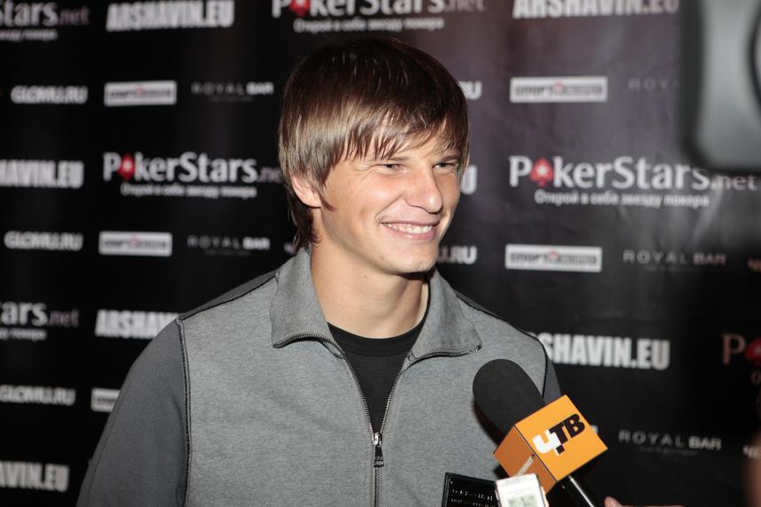 Аршавин познакомил возлюбленную с дочерью от Барановской: засняли в Лондоне