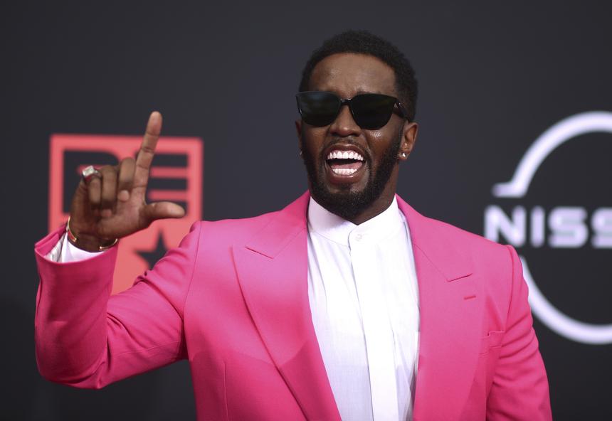 «Это казалось немного жутким»: что P. Diddy заставлял делать моделей, которых приглашал на вечеринки