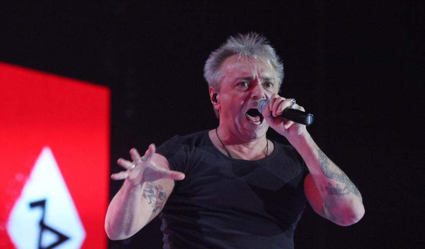 «Чего всех так бомбануло-то?»: лидер «Алисы» оправдался за слова о переносе концертов из-за низких продаж