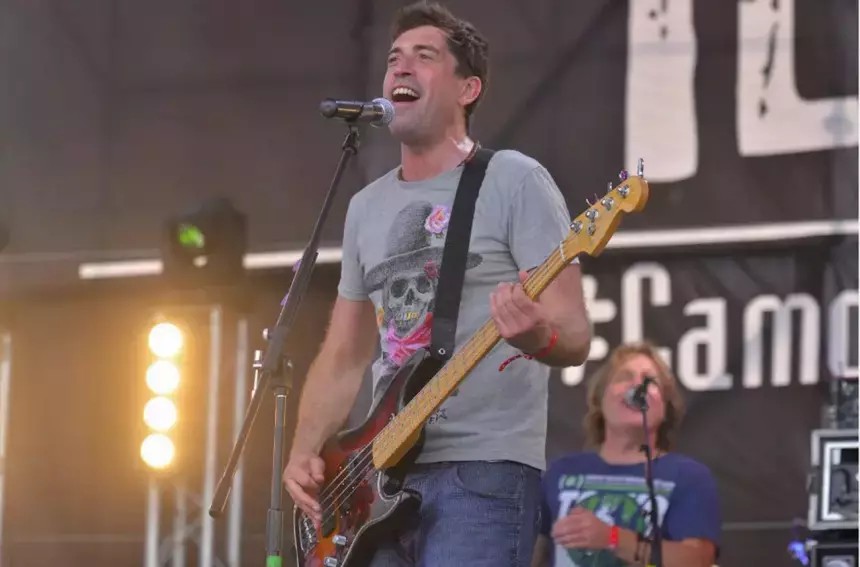 Семья Максима Покровского* задолжала налоговой 436 тысяч рублей