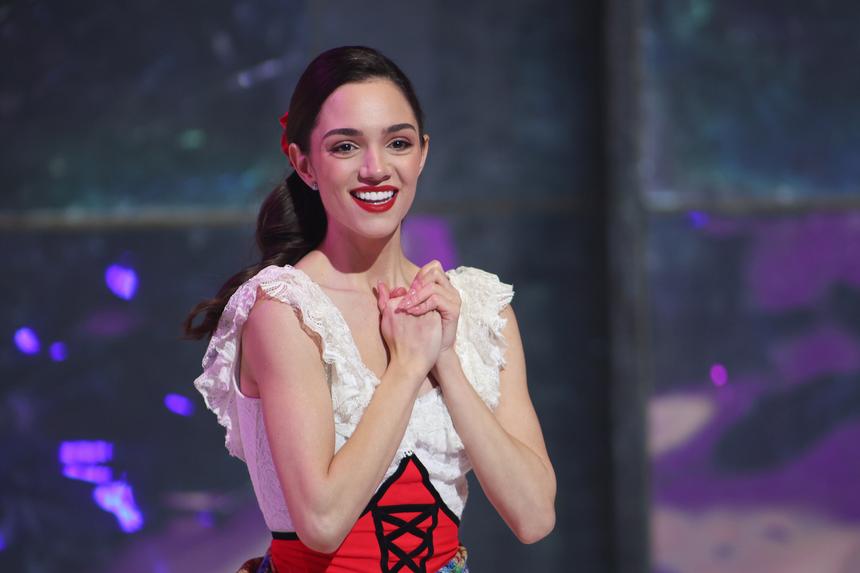 «Хорошие деньги»: Евгения Медведева раскрыла, сколько получает за выход на ледовых шоу