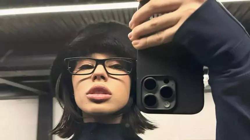 Раскрыто, кто владеет сгоревшей квартирой Инстасамки