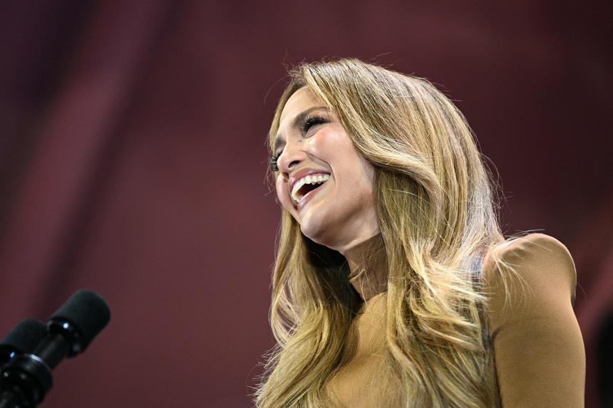 Помощница Дженнифер Лопес высказалась о ее возможной причастности к делу P. Diddy