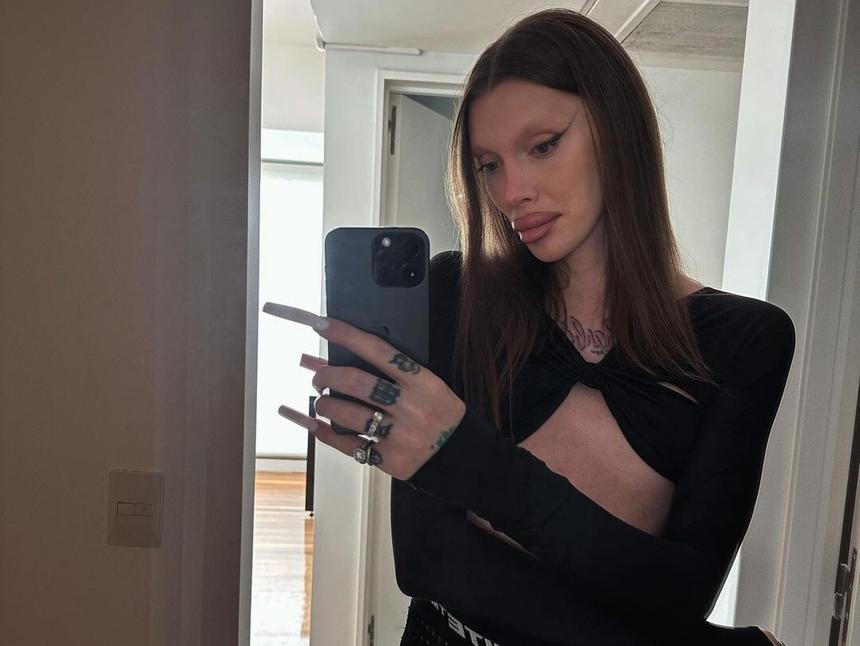 Блогеру-трансгендеру* Милане Петровой пришла повестка в военкомат