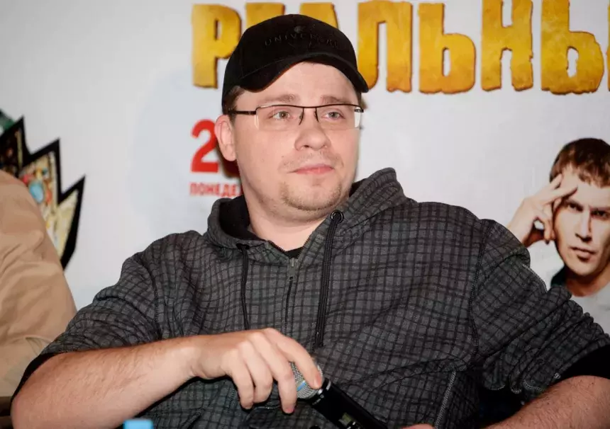 «И так людей оскорбляешь»: Харламов объяснил, почему выбрал Кологривого соведущим в шоу