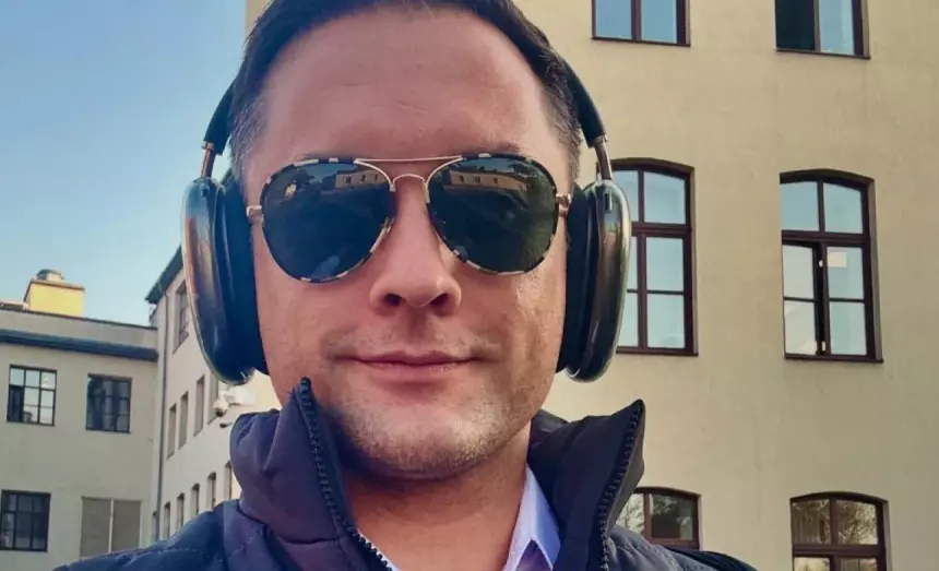 Заболел на нервной почве: названа причина смерти пресс-секретаря певца SHAMAN