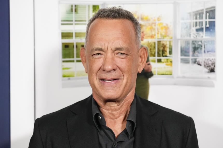 «Хлопать дверью — не в моих правилах»: уехавший из США после победы Трампа Том Хэнкс вернулся спустя 2 дня