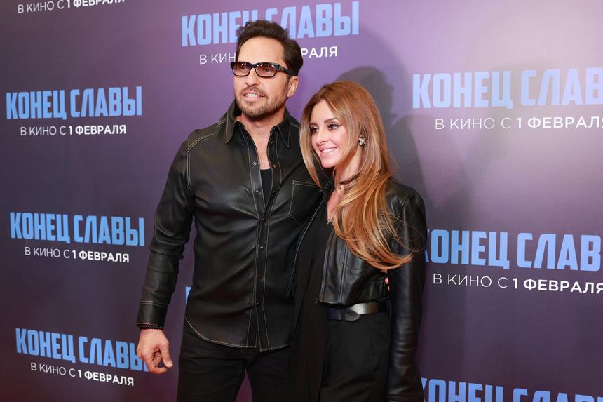 Александр Ревва сыграл пятую свадьбу с женой