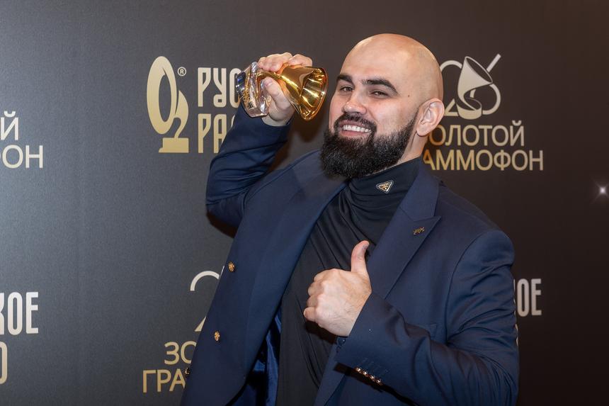 «Его ничего хорошего не ждет»: продюсер оценил уход певца Artik из дуэта Artik & Asti