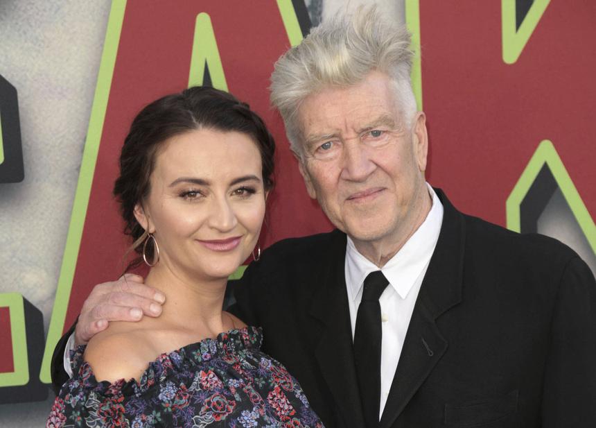 Режиссер «Твин Пикса» Дэвид Линч не может передвигаться без кислородной маски из-за неизлечимой болезни