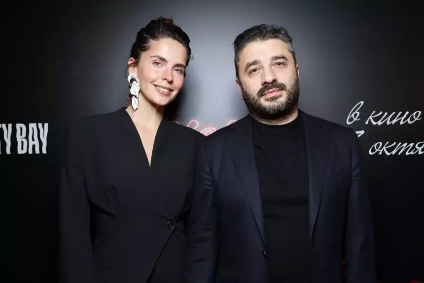 «Разве не стыдно?»: Лиза Моряк пожаловалась на травлю после объявления о второй беременности