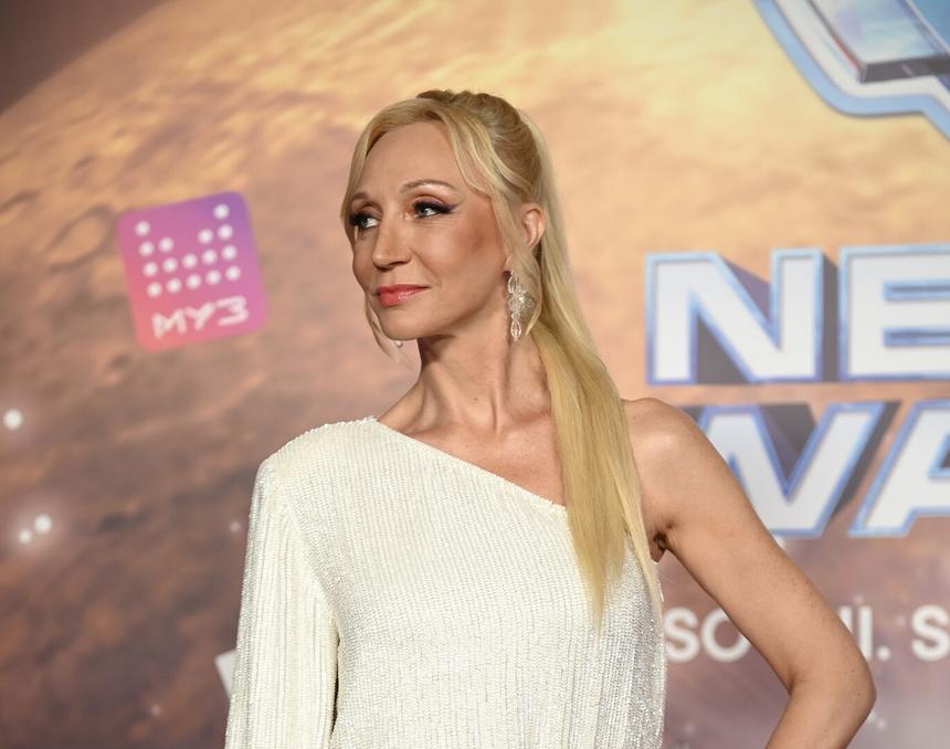 12-летняя дочь Кристины Орбакайте стала копией матери: в Сети обсуждают свежее фото девочки