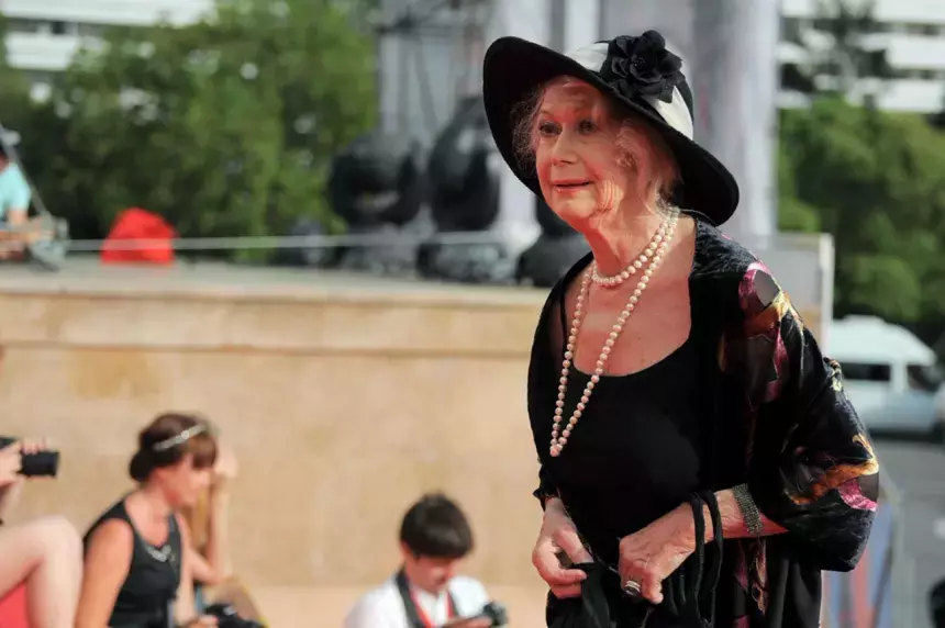 Светлане Немоляевой стало плохо с сердцем на съемках ремейка «Буратино»